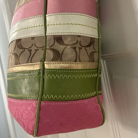 Coach Bleecker Striped Patchwork Pink Green Tote Bag w Daisy Charm Rare F14726 - Picture 5 of 14